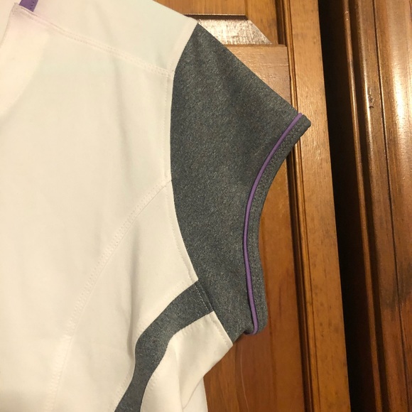 NWT Bolle Athletic Tennis T-shirt V-neck XL White - Picture 3 of 7